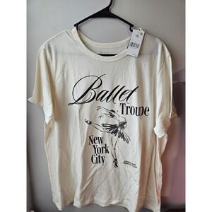 Zoe + Liv Women's Plus Size XXL ‎ NYC Ballet Short Sleeve Graphic T-Shirt Ivory
